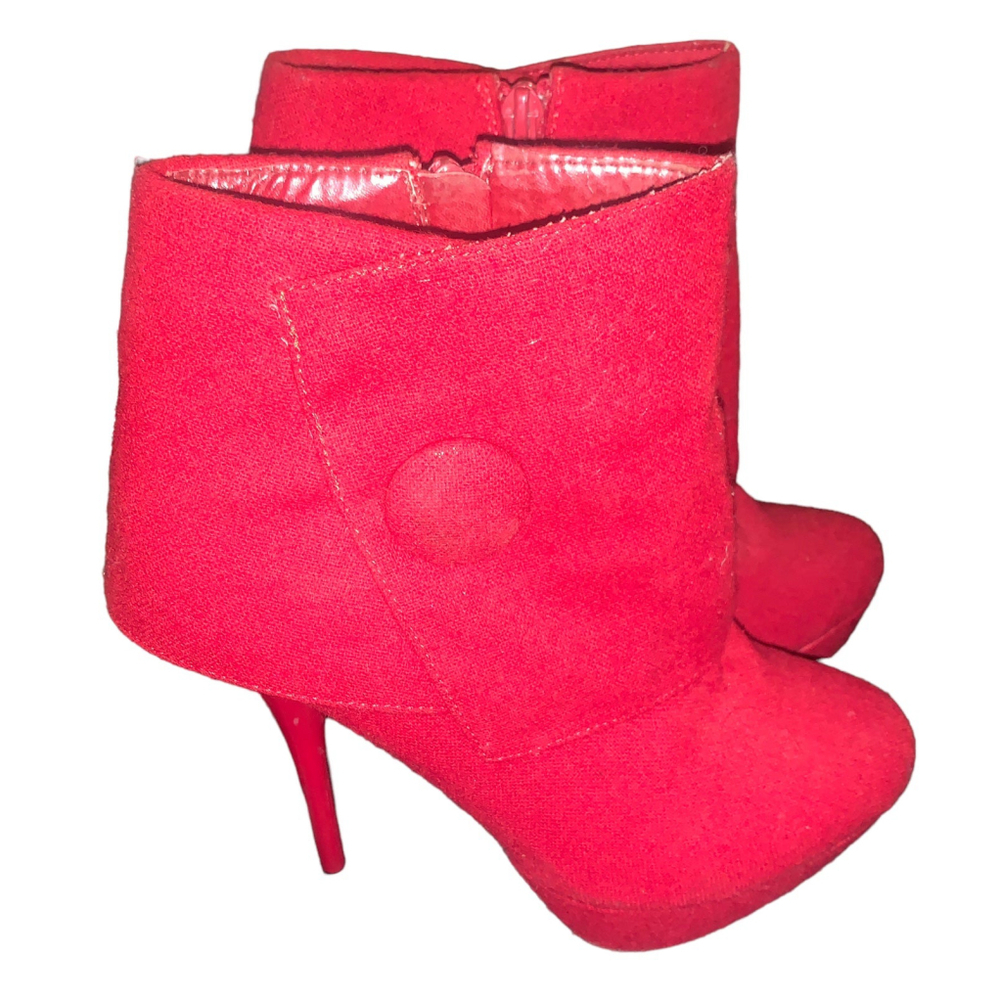 Sz 7 Red Diva Lounge heels